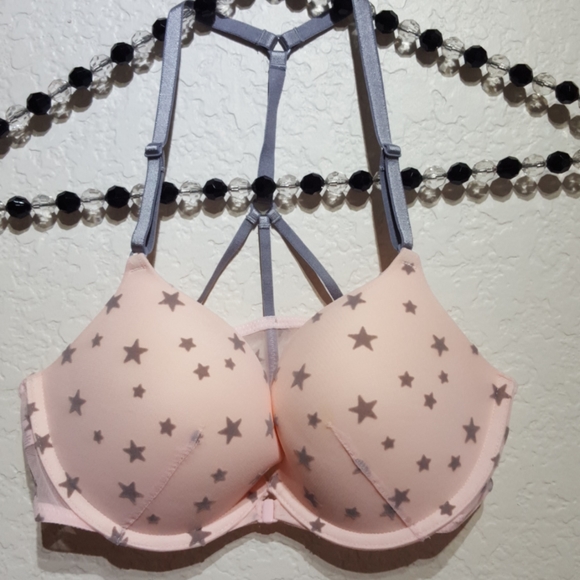 Victoria's Secret Other - Victoria's secret star front close push up 34C